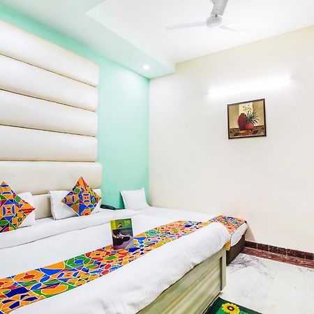Fabhotel Plus Maniram Palace Агра Екстер'єр фото