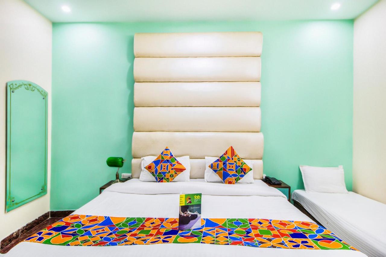 Fabhotel Plus Maniram Palace Агра Екстер'єр фото