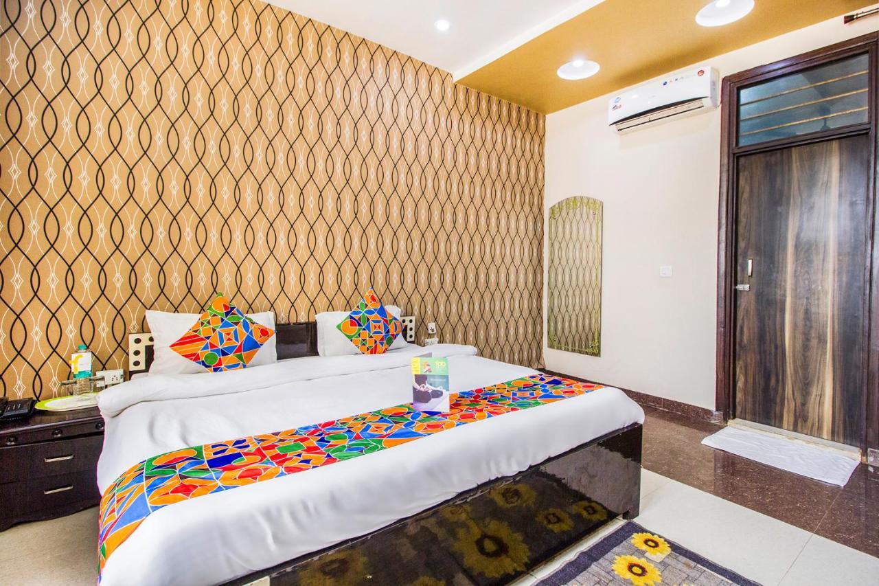 Fabhotel Plus Maniram Palace Агра Екстер'єр фото