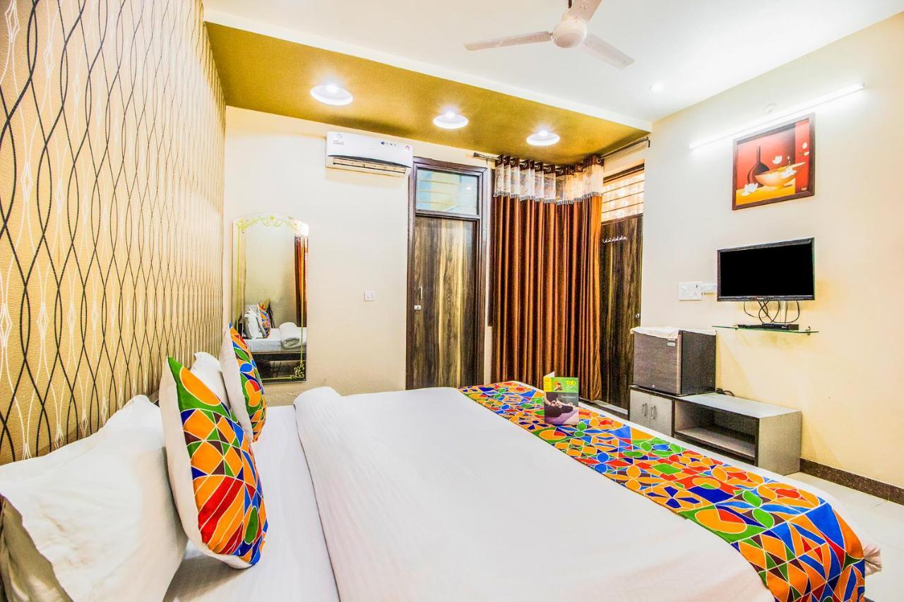 Fabhotel Plus Maniram Palace Агра Екстер'єр фото