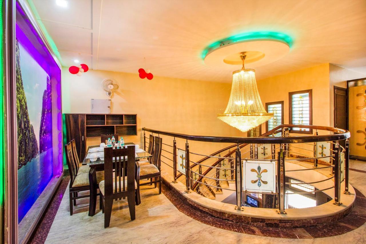 Fabhotel Plus Maniram Palace Агра Екстер'єр фото